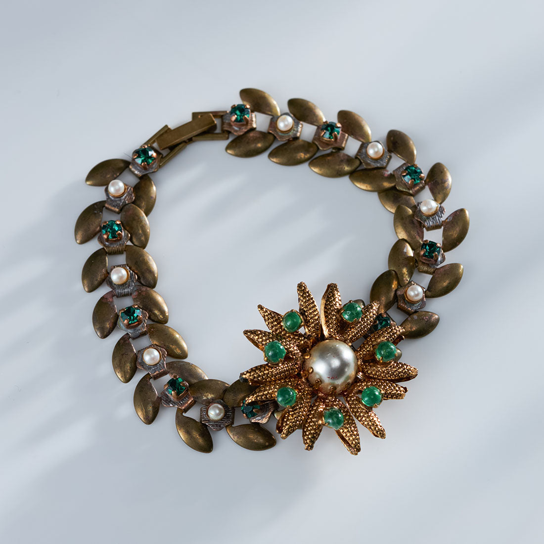 Paris Vintage Parts Re-Jewelry Bracelet / Green Flower / ブレスレット